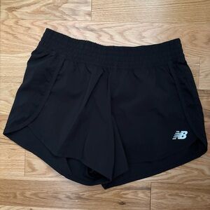 New Balance 🏃‍♀️ Women's Black Running Shorts - Medium